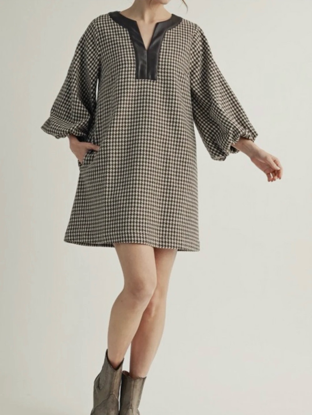 Blk and tan CONTRAST HERRINGBONE DRESS